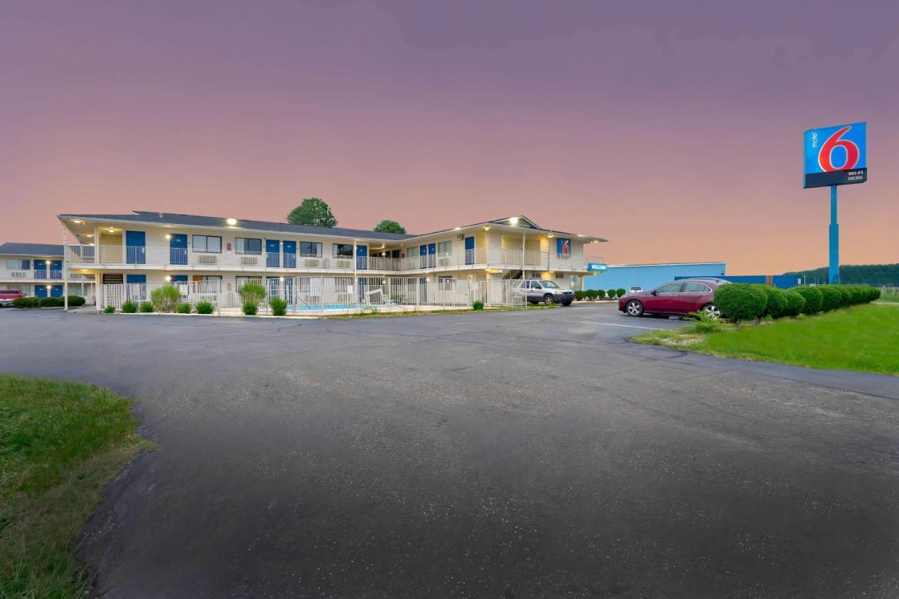 Motel 6-Lumberton, Nc Exterior photo