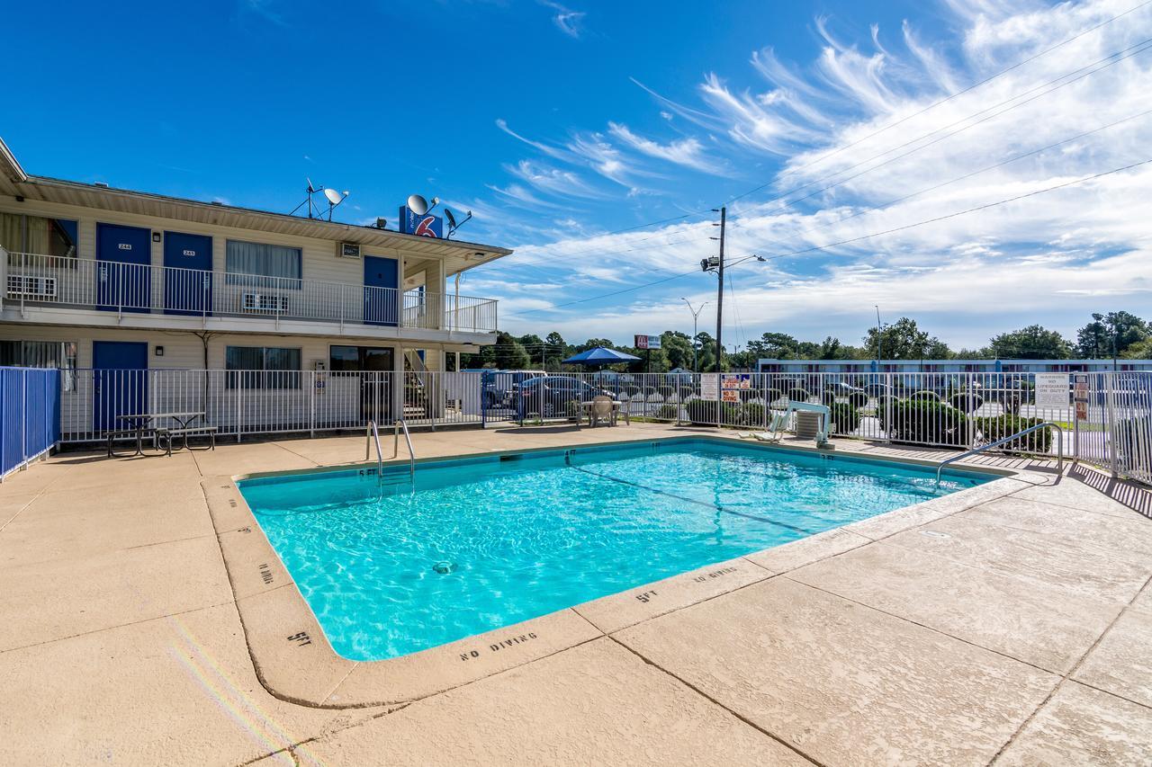 Motel 6-Lumberton, Nc Exterior photo